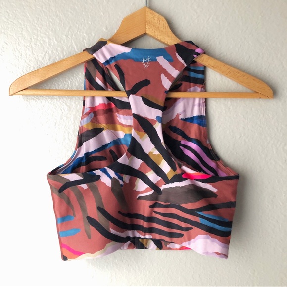 Betsy Johnson Performance Racerback Bra - Picture 4 of 8